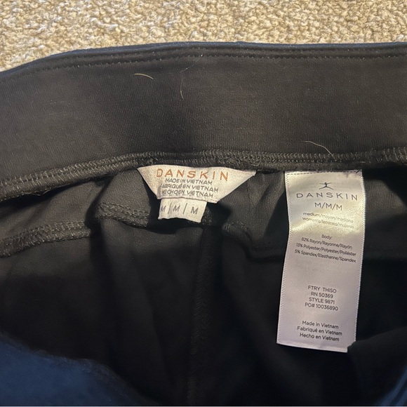 Danskin Women's Black Shorts - Picture 3 of 4